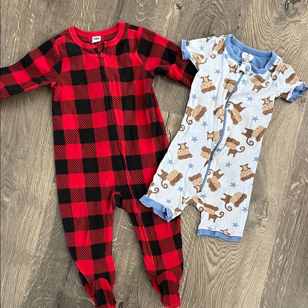 Old Navy Red and Blue Kids Footies